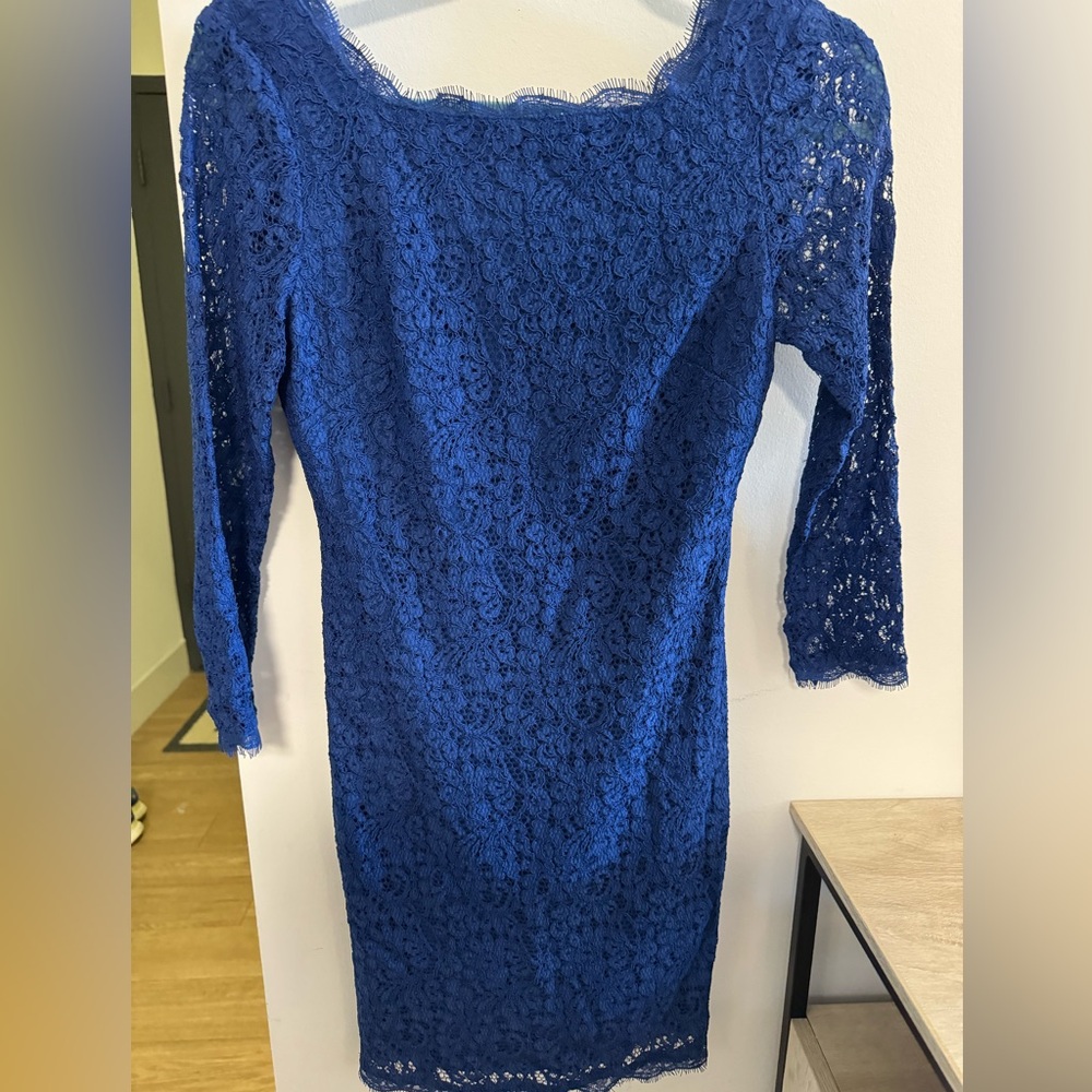 Caché Women’s Lace Dress Size 0